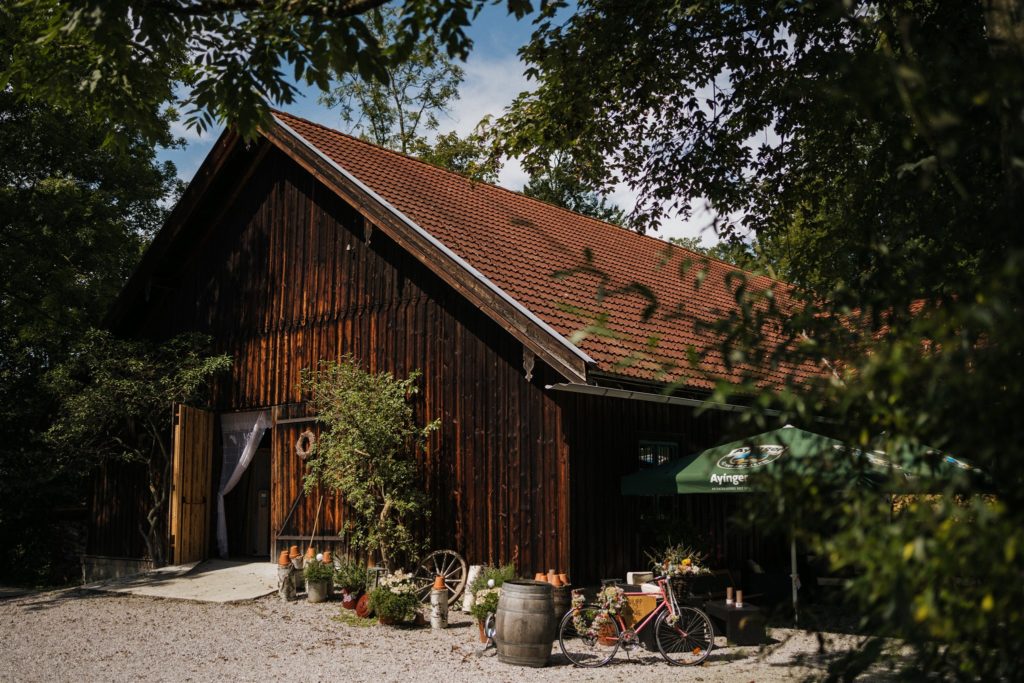 Hochzeit in der Eventscheune Wallenburg Miesbach